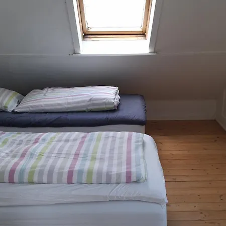 Appartement 3 V Taglejlighed I Byggeforeningshus I Roligt Kvarter *